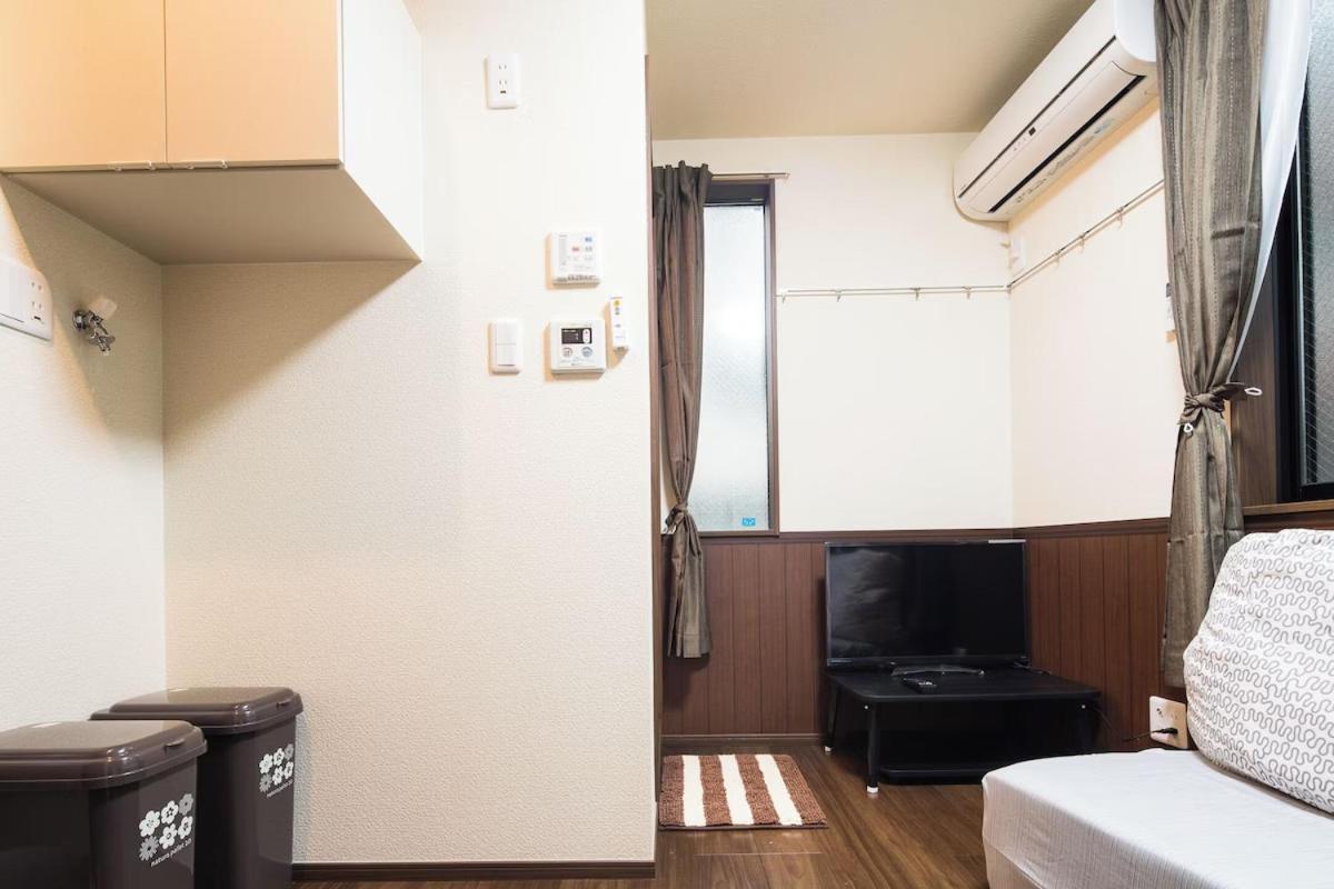 Shinjuku, Quiet Area, Close To Station, No Stairs, Room101 Apartment Tokyo