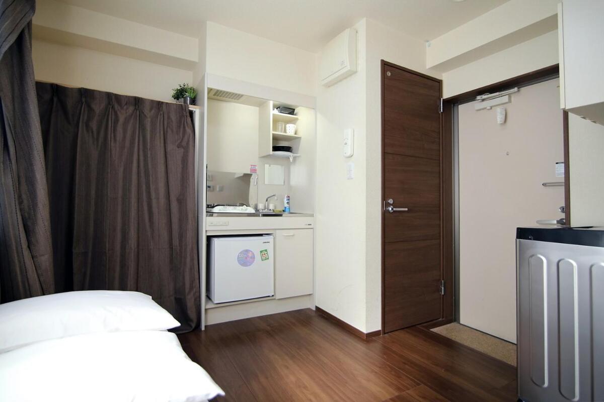 Shinjuku, Quiet Area, Close To Station, No Stairs, Room101 Apartment