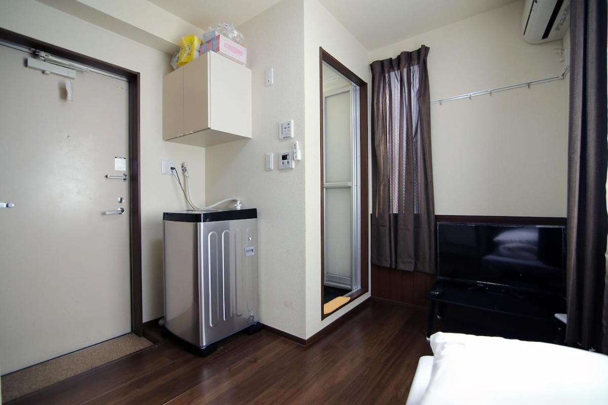 Shinjuku, Quiet Area, Close To Station, No Stairs, Room101 Apartment *